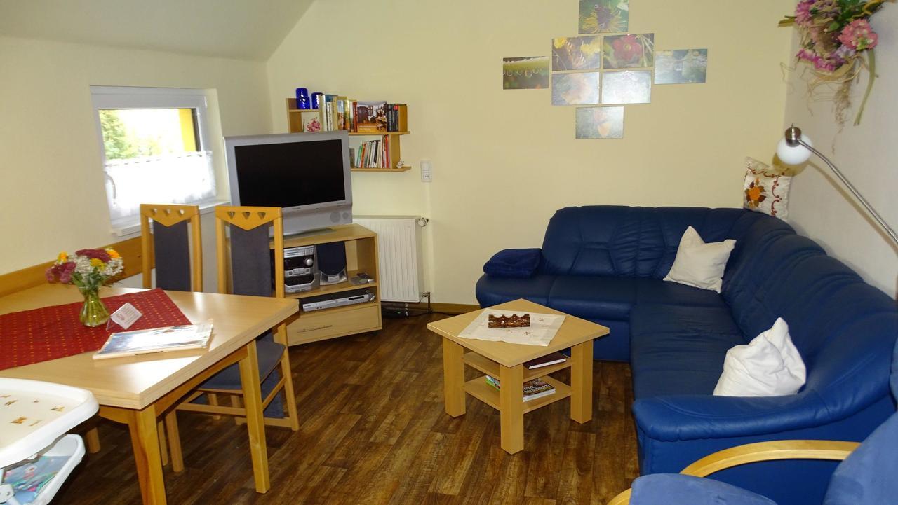 Ferienwohnung-Wasserlaeufer Mulde Buitenkant foto
